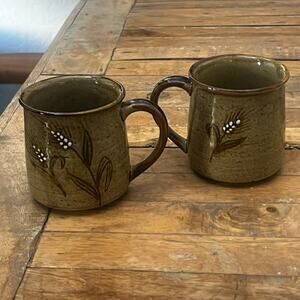 Vintage Stoneware Pottery Mugs Pair of 2 Green Otagiri Wheat Motif Glaze Finish
